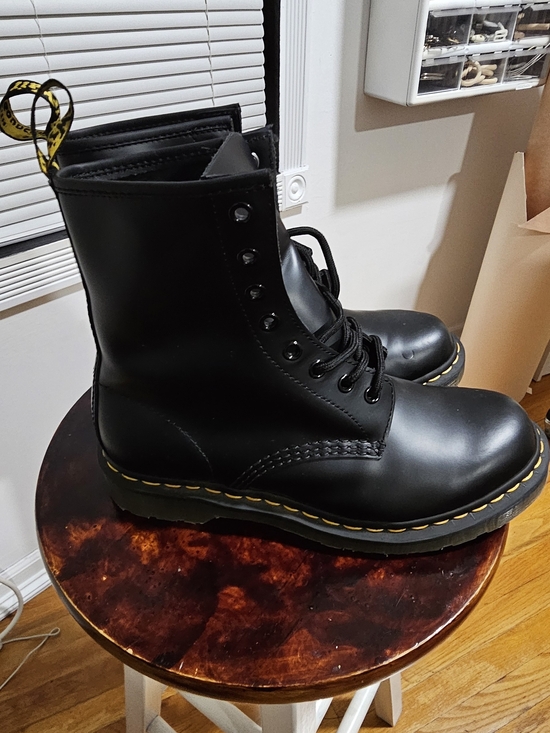 Dr. Martens Shoes - Dr. Martens 1460 Black Leather 8-Eye Lace-Up Combat Boots
